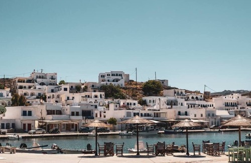 Panormos Apartment | Laidback Luxe 3BR Steps from Beach