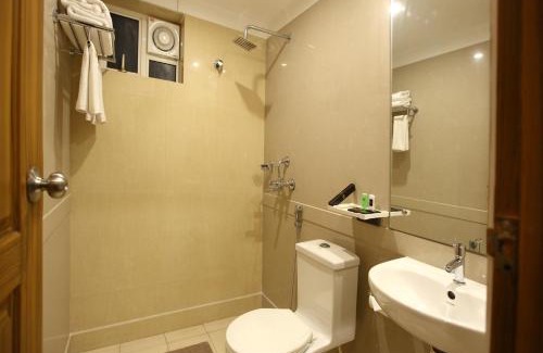 Edapalli Hotel | Laimar Suites