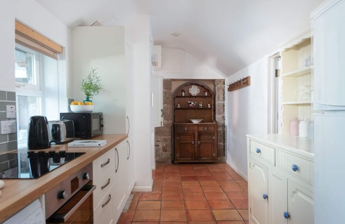 Carbis Bay Cottage | Laity Vean Hideaway - a cottage that sleeps 4 guests in 2 bedrooms