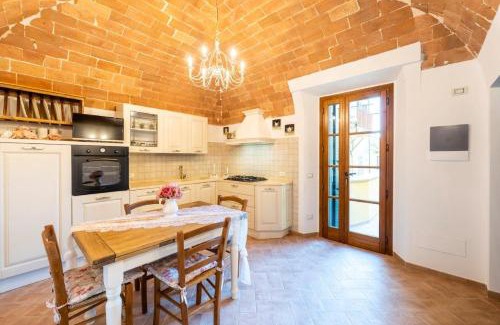 Lajatico Apartment | Lajatico Rentals - Terrazza sul Tramonto del Silenzio