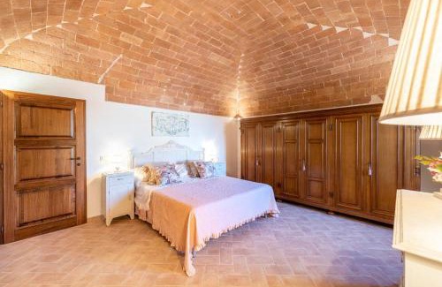 Lajatico Apartment | Lajatico Rentals - Terrazza sul Tramonto del Silenzio