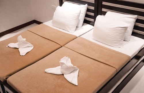 Cadiz City Hotel | Lakawon Island Resort