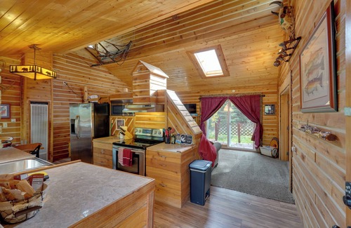 Ridgeway Cabin | Lake Access at Peaceful Kenai Peninsula Getaway