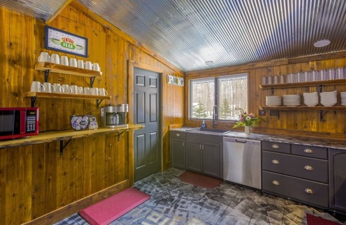 Lake Ann Cabin | Lake Ann Lodge – Heated Pool, Hot Tub, Sauna & Game Rooms | Near Traverse City