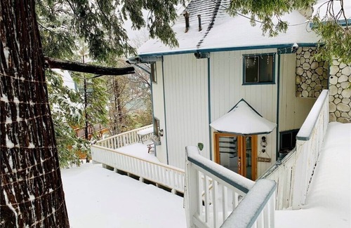 Lake Arrowhead House | Lake Arrowhead's Best Panoramic Lake View Estate!