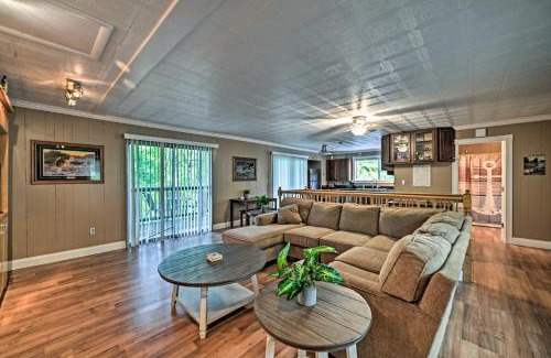 Cadiz House | Lake Barkley Home Private Dock, Kayaks, Fire Pit!