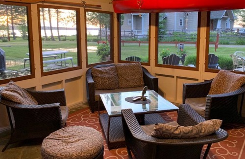 Bellaire Cottage | Lake Bellaire Cottage-Sandy Frontage & Screened Porch-Booking Spring/Summer 2020