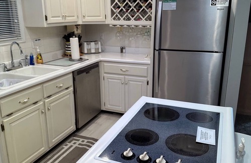 Bronston Condo | Lake Cumberland Cozy 1 Bedroom 7-3 Woodson Bend Resort Condo Bronston Ky