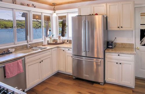 Hammondsport House | Lake Daze-On Keuka Lake!