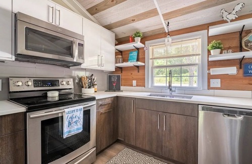 Roach House | lake daze unforgettable moments by Janix Escapes.