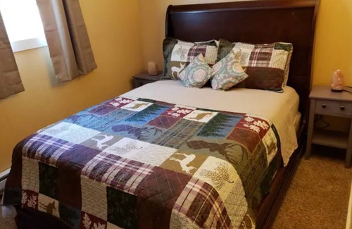 Port Angeles Cabin | Lake Front at Mallard Cove Olympic Peninsula