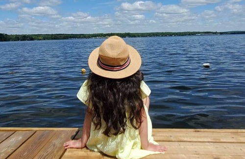 Selwyn Cottage | Lake front cottage