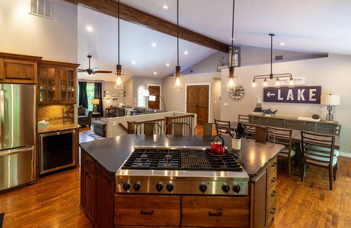 Zenda House | Lake Geneva Retreat