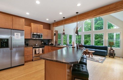 Lake George House | Lake George Mountain Retreat - Family And Pet Friendly