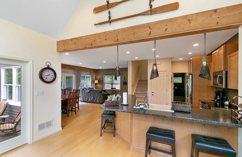 Lake George House | Lake George Mountain Retreat - Family And Pet Friendly