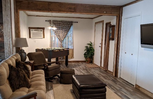 Murchison House | Lake Getaway in Murchison