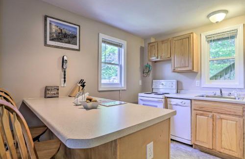 Gilford Apartment | Lake Getaway Walk Across Street to Private Beach!