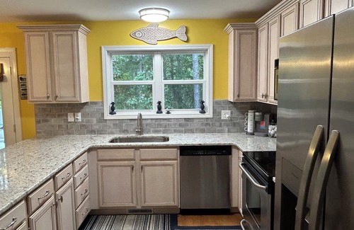 Westminster House | Lake Hartwell on McKinney Point, near Clemson!