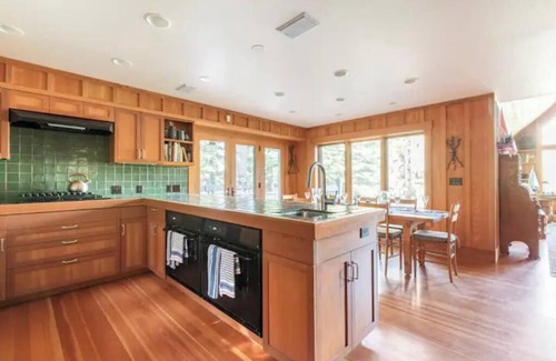 South Lake Tahoe House | Lake House at Fallen Leaf with Private dock