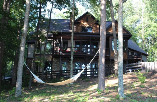 Gainesville House | Lake House on Deep Water with Dock - 4 Bedroom 3 1/2 Bath Sleeps 12