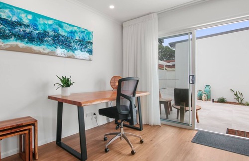 Pelican Waters House | Lake House On Magellan 58 Ramsay Crescent