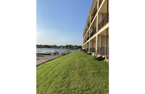 Seven Coves House | Lake house - unit 309