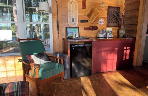 Gilford House | Lake House Winnipesaukee - Rustic Luxury Island Property