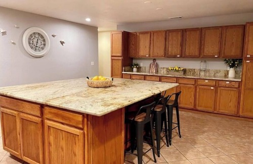 Lake Elsinore House | Lake house with hot tub, pool, game room & BBQ grill