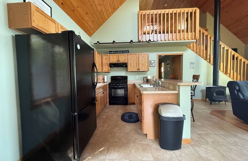 Aitkin Cabin | Lake Life All Year Round, 4 Seasons Of Fun! Unwind & Stay Awhile. BOOK NOW