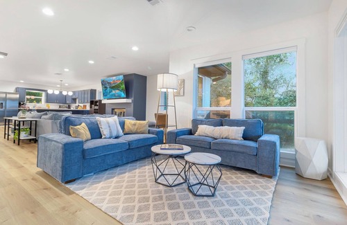 Pointblank House | Lake Livingston – Smaller Group, Smaller Price - inquire! Remodeled with dock!