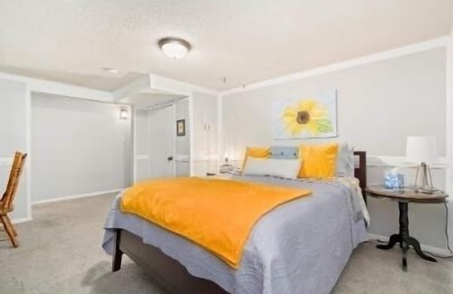 Loveland House | Lake Loveland Getaway - Private and Comfortable - Dog Friendly
