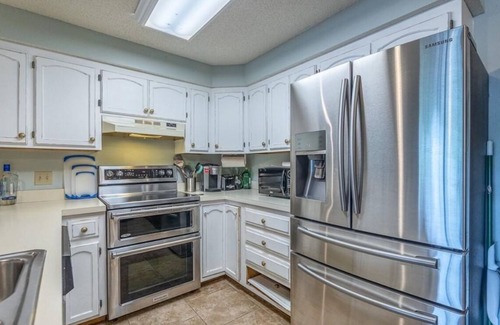 Gravois Mills House | Lake Lovers Getaway! Golf, Fishing, Water-Sports.Lake Life!