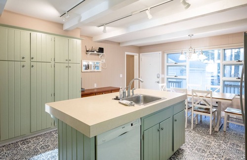 Holland Cottage | Lake Michigan Farmhouse - Lakefront with Private Beach