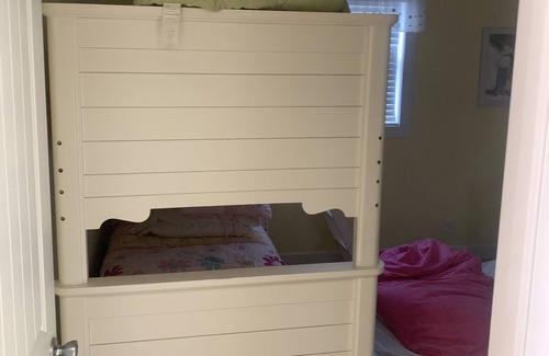 Cadillac House | Lake Mitchell Cottage- Sleeps 10-12 comfortably. Great location with Sandy Beach