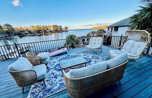 Lexington House | Lake Murray Retreat: Pool Bomb Island Views