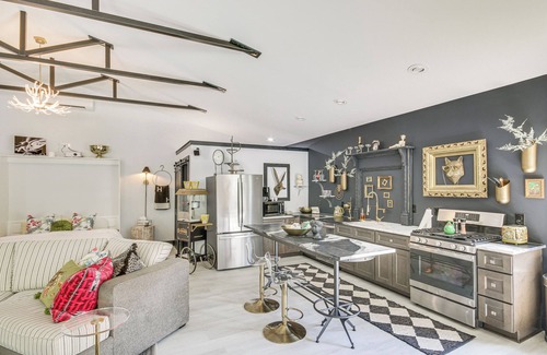 Prosperity Apartment | Lake Murray Studio w/Pool & Hot Tub in Prosperity