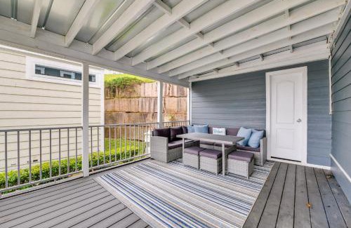 Sherrills Ford House | Lake Norman Getaway with Pool Access and Kayaking!
