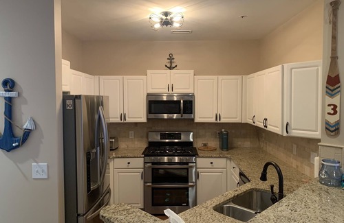 Mount Mourne House | Lake Norman Waterfront Condo in Davidson North Carolina Sleeps up to 6 people!