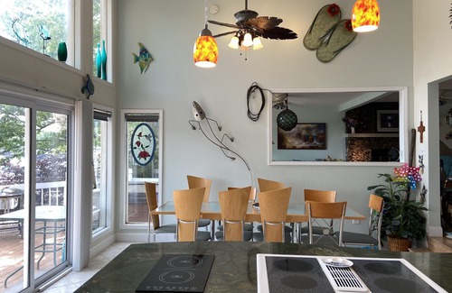 Osage Beach House | LAKE OF THE OZARKS 4 Bedroom 3.5 Bath on the LAKE