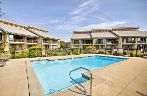 Sandpoint Apartment | Lake Pend Oreille Condo with Porch and Mountain View!