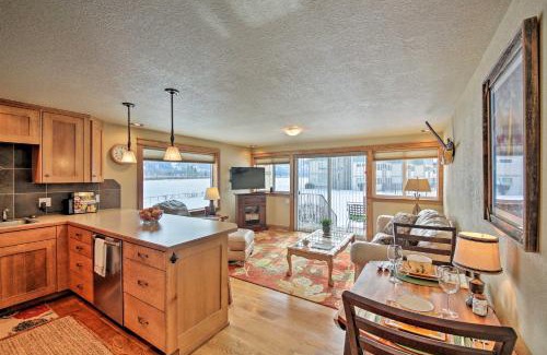 Sandpoint Apartment | Lake Pend Oreille Condo with Porch and Mountain View!