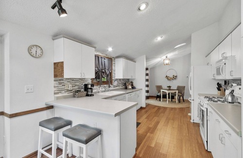 Montello House | Lake Puckaway Retreat