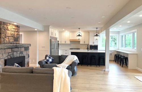 Rosseau House | Lake Rosseau lake house over 200 ft waterfront very private.Amazing sunrises!