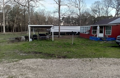 Zavalla House | Lake Sam Rayburn Cabins, Back Cabin #2 at Monterrey Park an Boat Launch area # 2