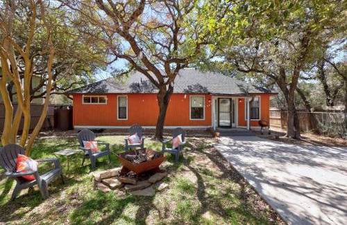 Apache Shores House | Lake Travis Retreat with Spacious Outdoor Areas