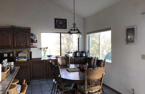 Copperopolis House | Lake Tulloch and mountain Panoramic view house in Coper Cove