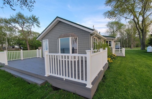 Wilson Cottage | Lake veiw cozy cottage! Great stop before Niagara Falls