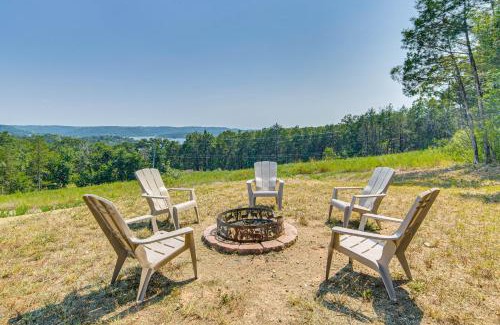 Marmaros House | Lake View and Game Room on 3 half Acres, Near Marina