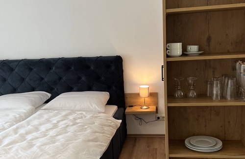 Mellensee Apartment | Lake view apartment direct water access up to 4 pers. - Restaurant am Wildpark