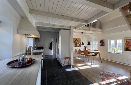 Grindsted Condo | Lake View Apartment